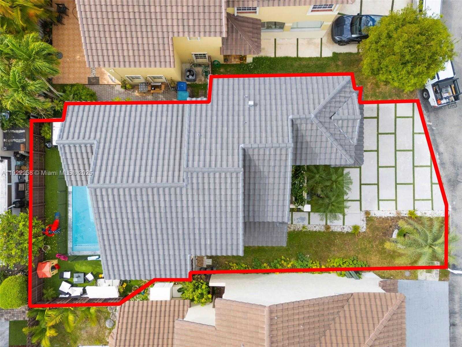 Small Image of 15452 SOUTH WEST 50TH TER, Miami Number 48