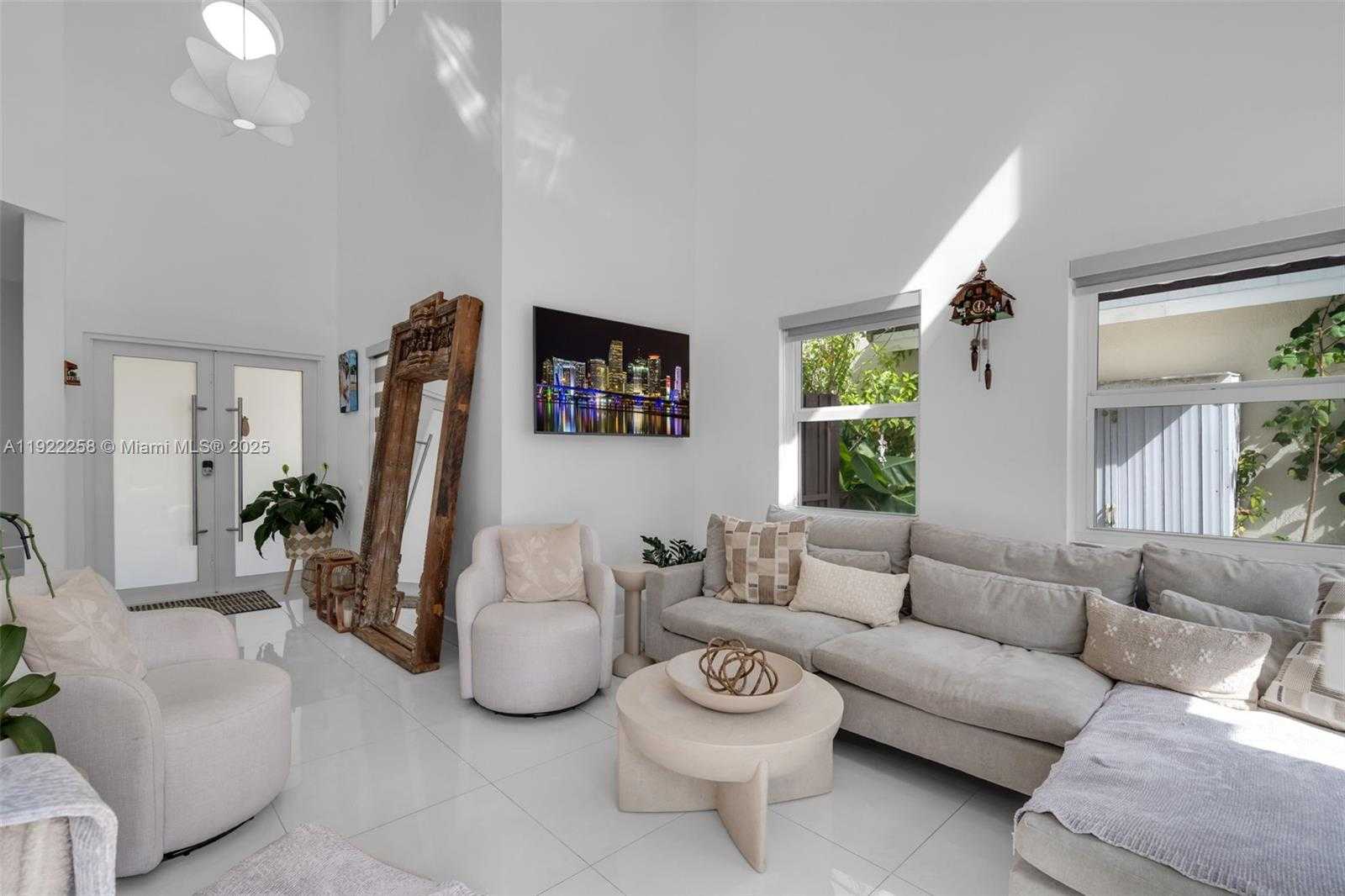 Small Image of 15452 SOUTH WEST 50TH TER, Miami Number 7