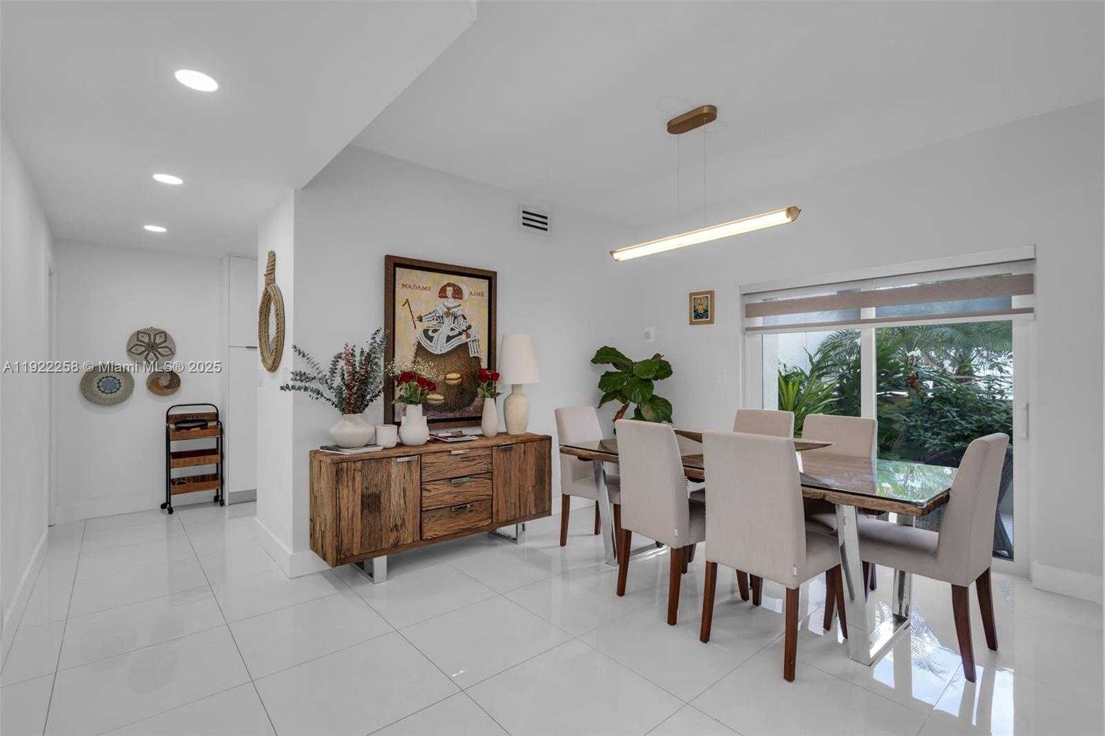 Small Image of 15452 SOUTH WEST 50TH TER, Miami Number 8