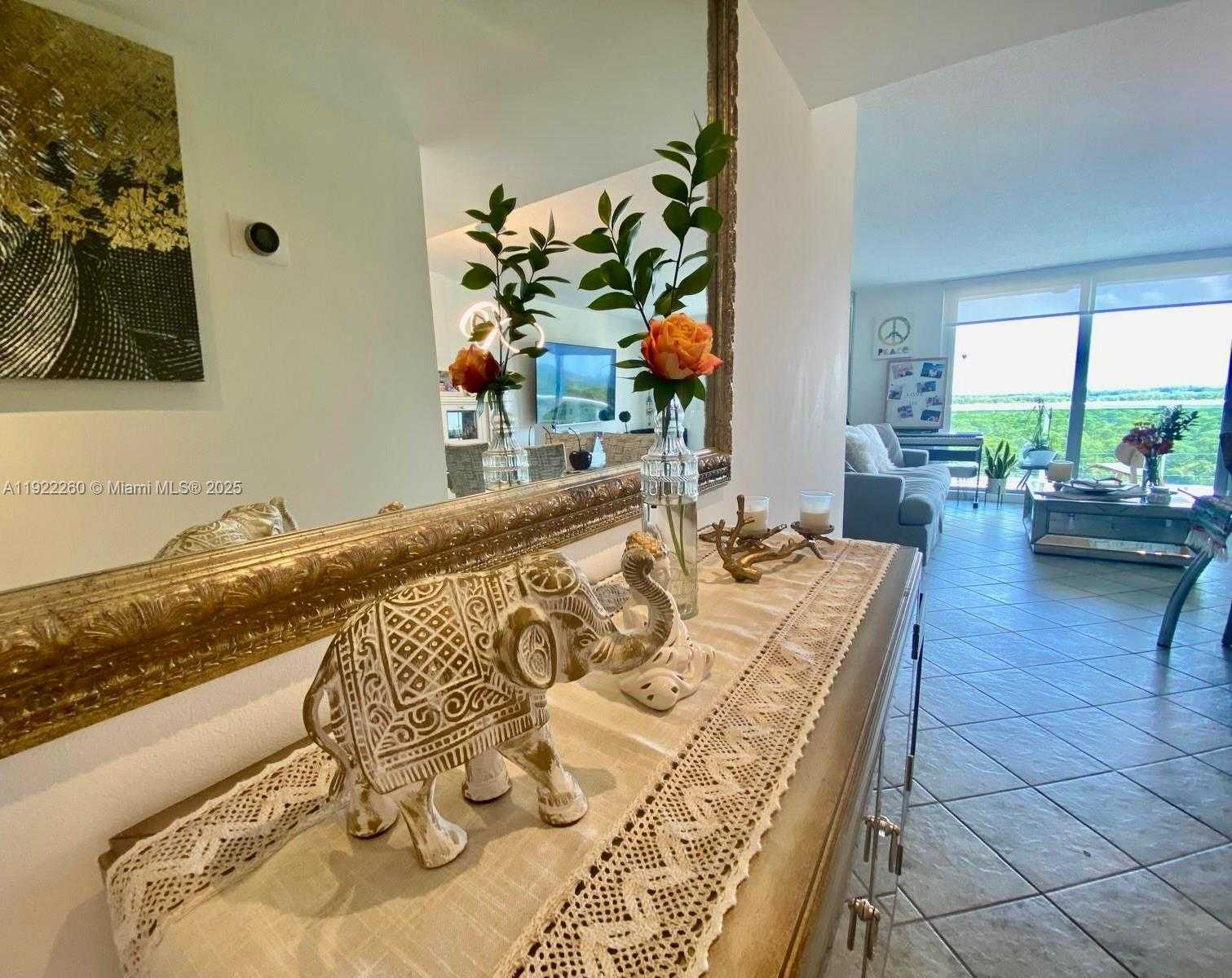 Small Image of 2841 NORTH EAST 163RD ST #1008, North Miami Beach Number 3