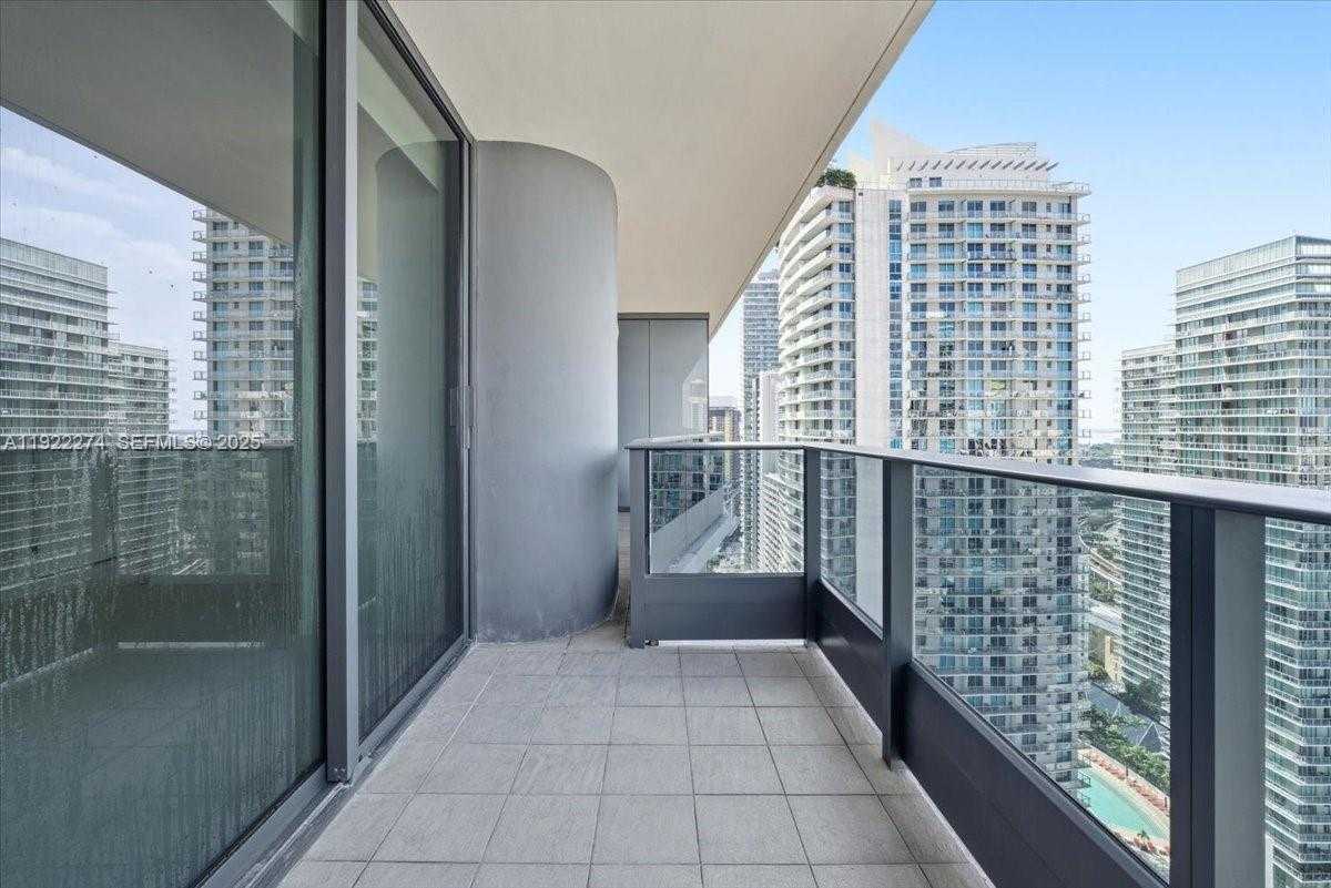 Small Image of 1000 BRICKELL PLZ #3211, Miami Number 31