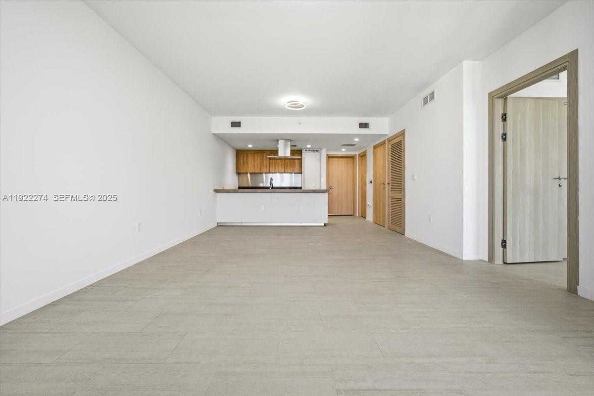 Small Image of 1000 BRICKELL PLZ #3211, Miami Number 62