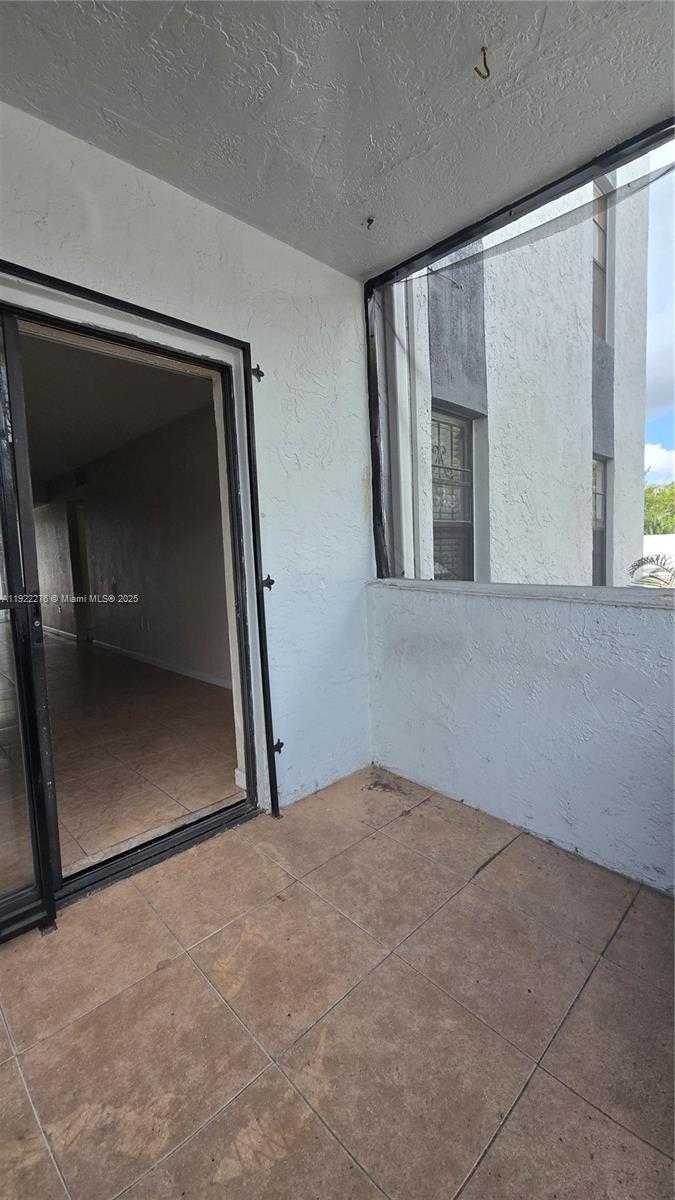 Imagen de Pequeño Objeto