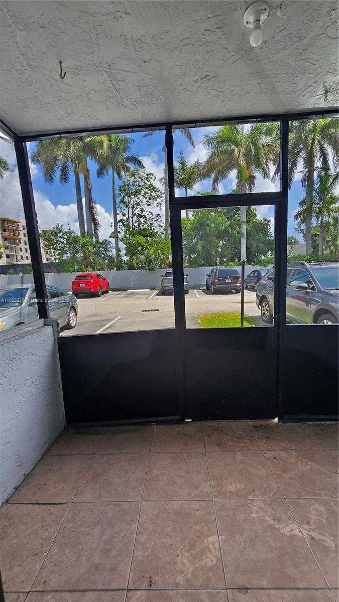 Imagen de Pequeño Objeto