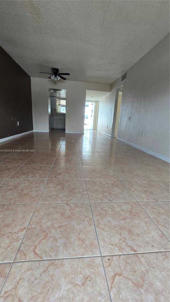 Imagen de Pequeño Objeto