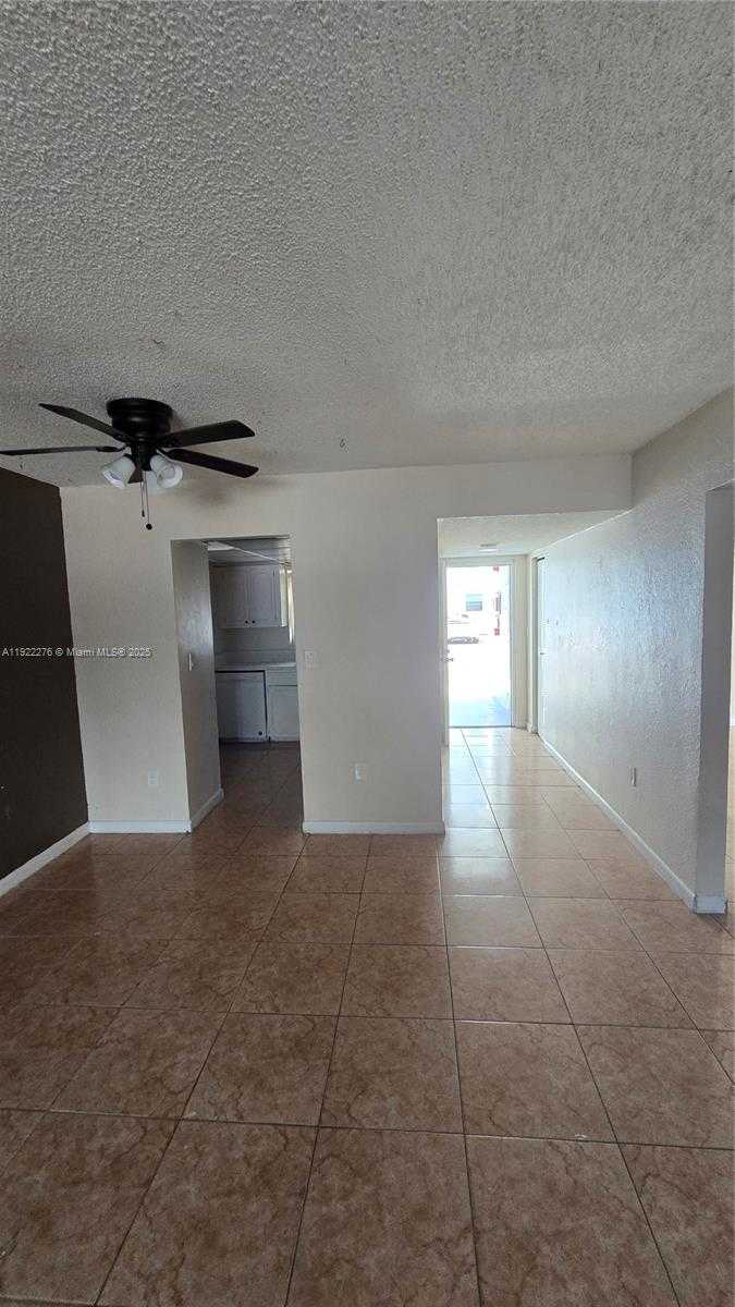 Imagen de Pequeño Objeto