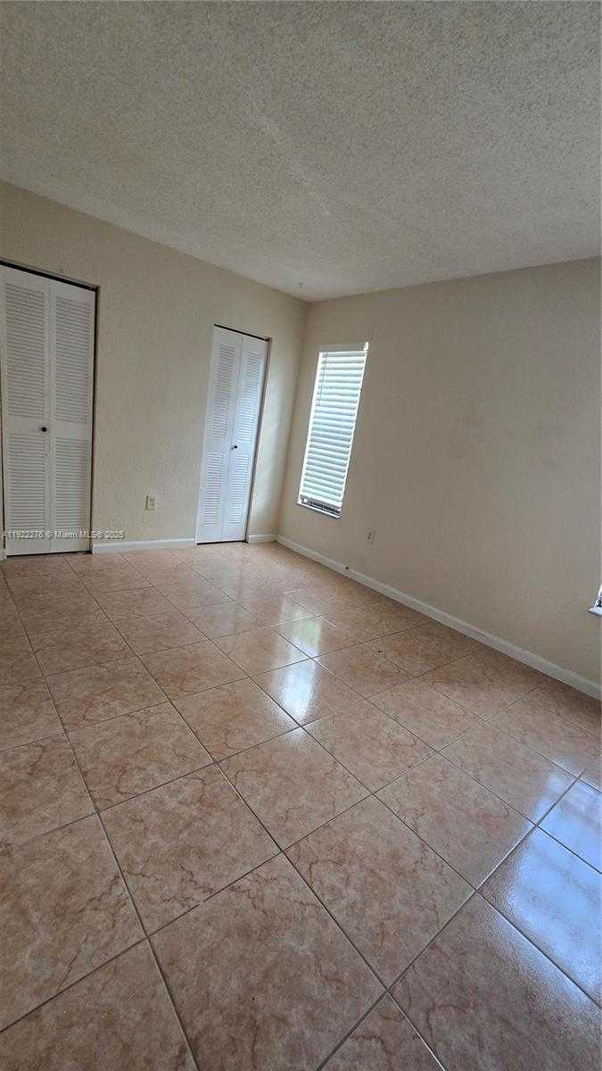 Imagen de Pequeño Objeto