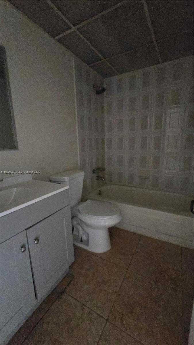 Imagen de Pequeño Objeto