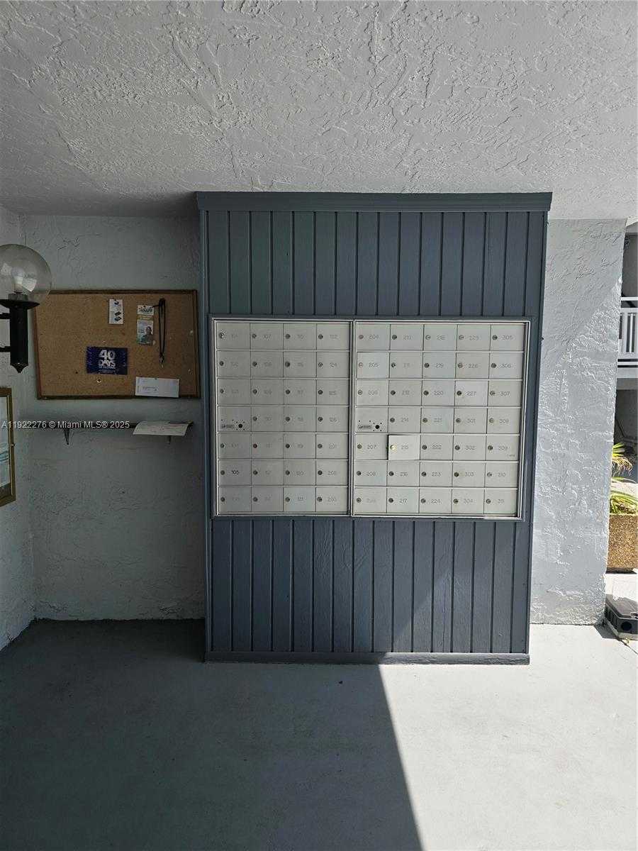 Imagen de Pequeño Objeto