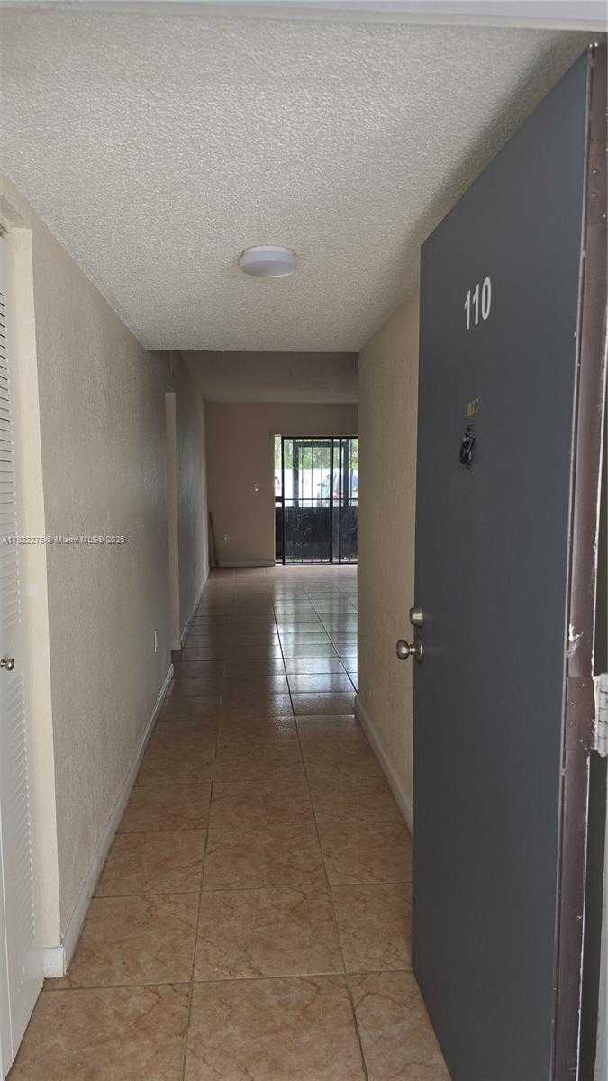 Imagen de Pequeño Objeto