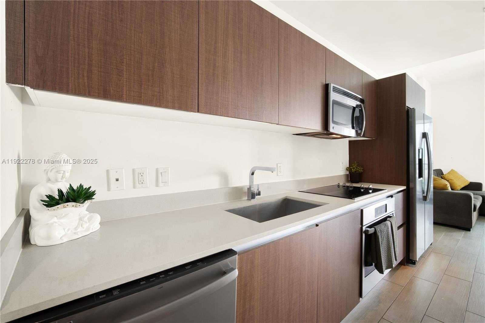 Small Image of 1600 SOUTH WEST 1ST AVE #804, Miami Number 3