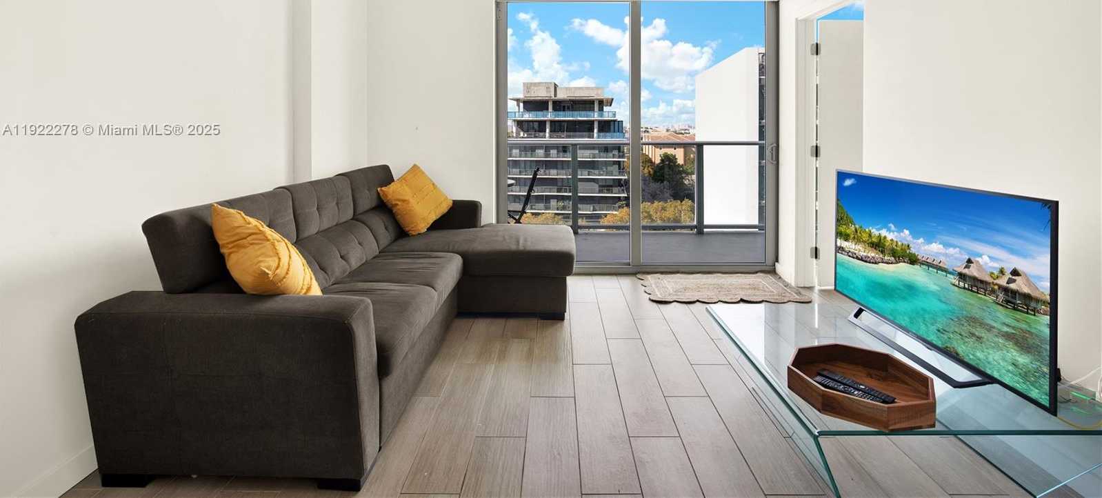 Small Image of 1600 SOUTH WEST 1ST AVE #804, Miami Number 6