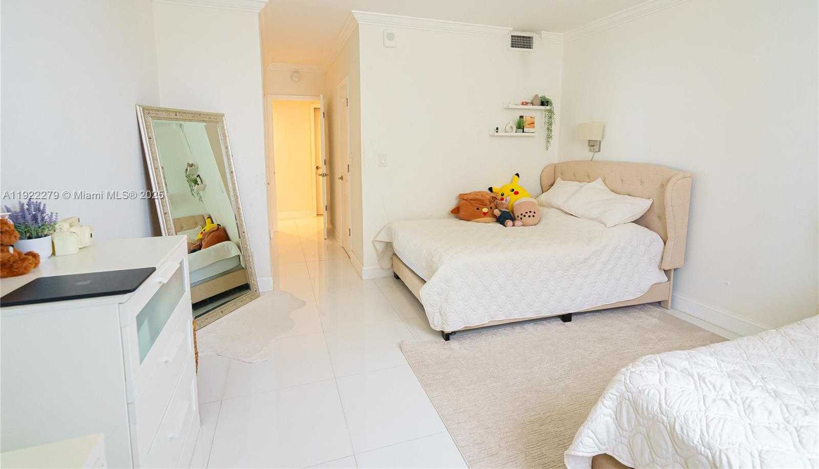 Small Image of 19390 COLLINS AVE #320, Sunny Isles Beach Number 12