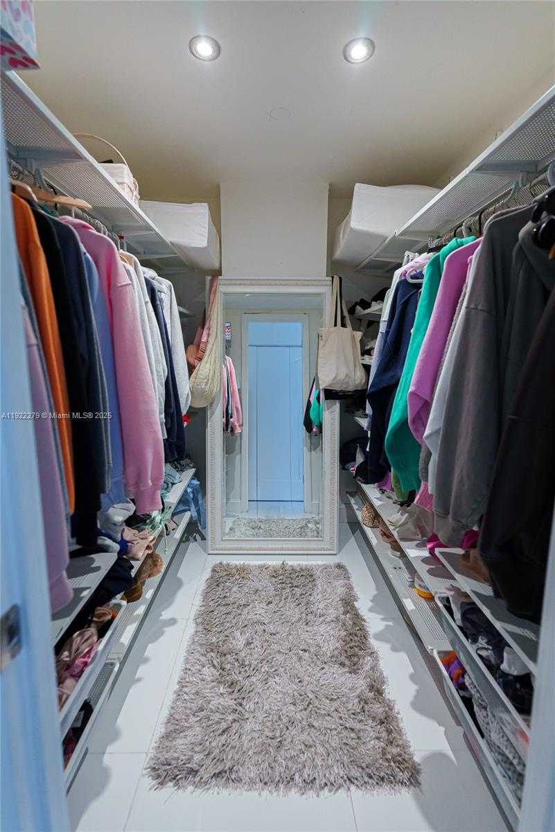 Small Image of 19390 COLLINS AVE #320, Sunny Isles Beach Number 14