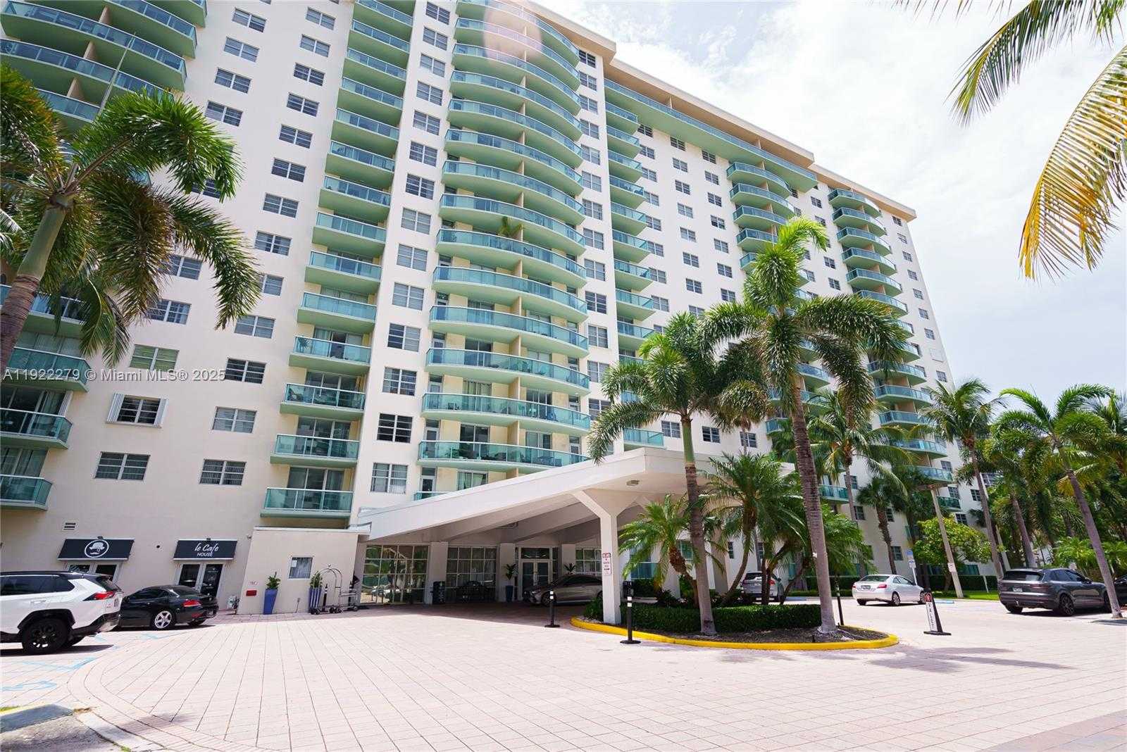 Small Image of 19390 COLLINS AVE #320, Sunny Isles Beach Number 37