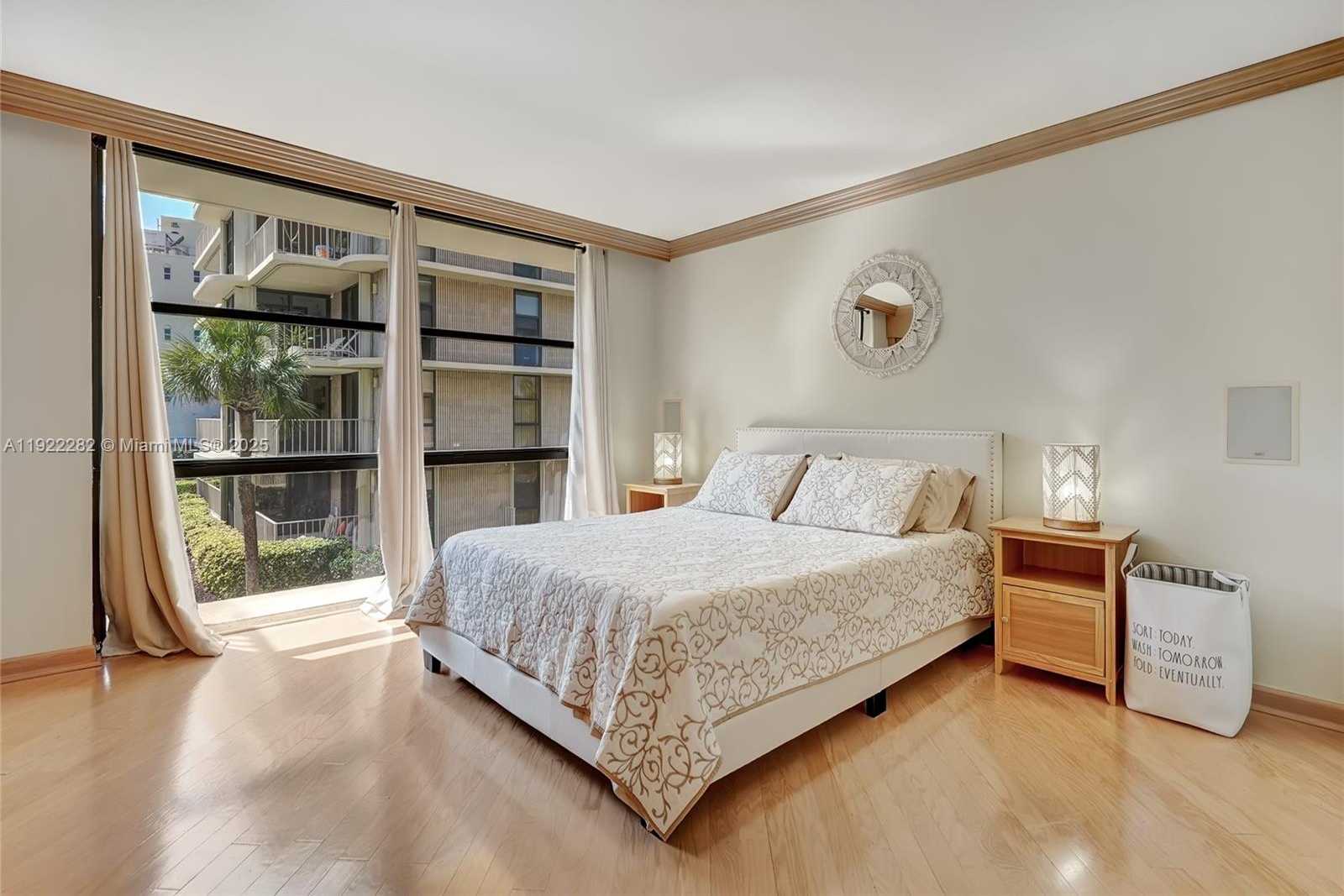 Small Image of 3200 SOUTH OCEAN BLVD #D203, Palm Beach Number 10