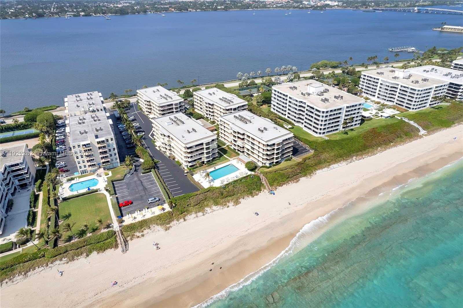 Small Image of 3200 SOUTH OCEAN BLVD #D203, Palm Beach Number 13