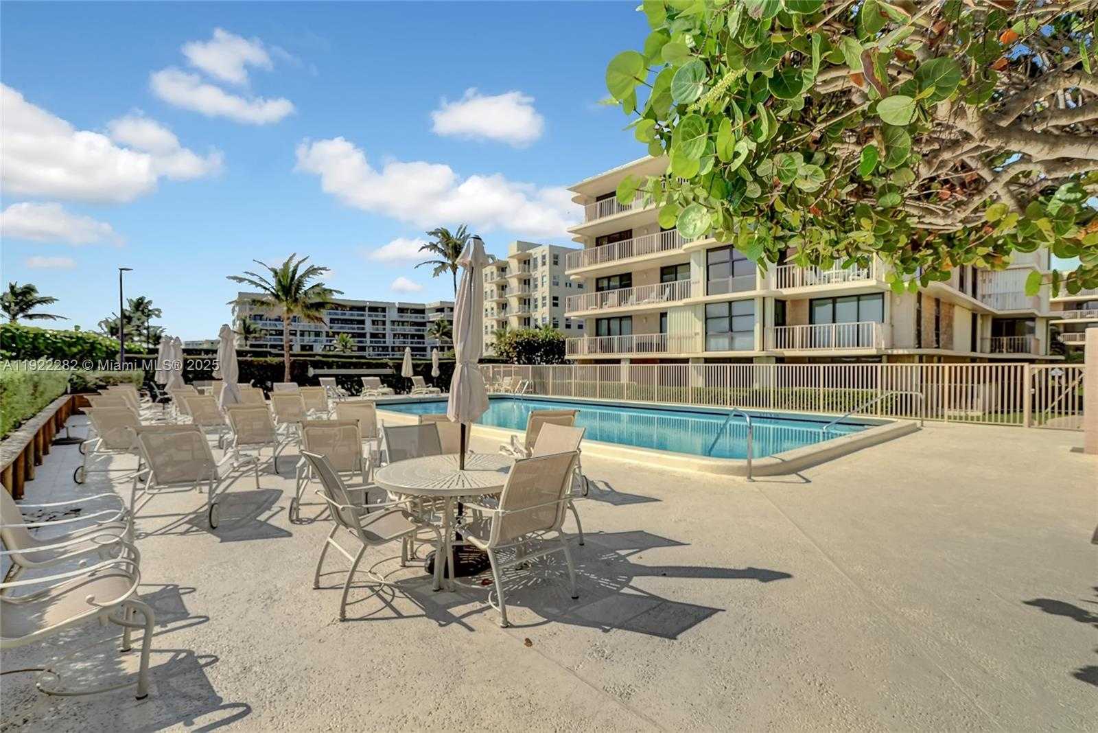 Small Image of 3200 SOUTH OCEAN BLVD #D203, Palm Beach Number 19