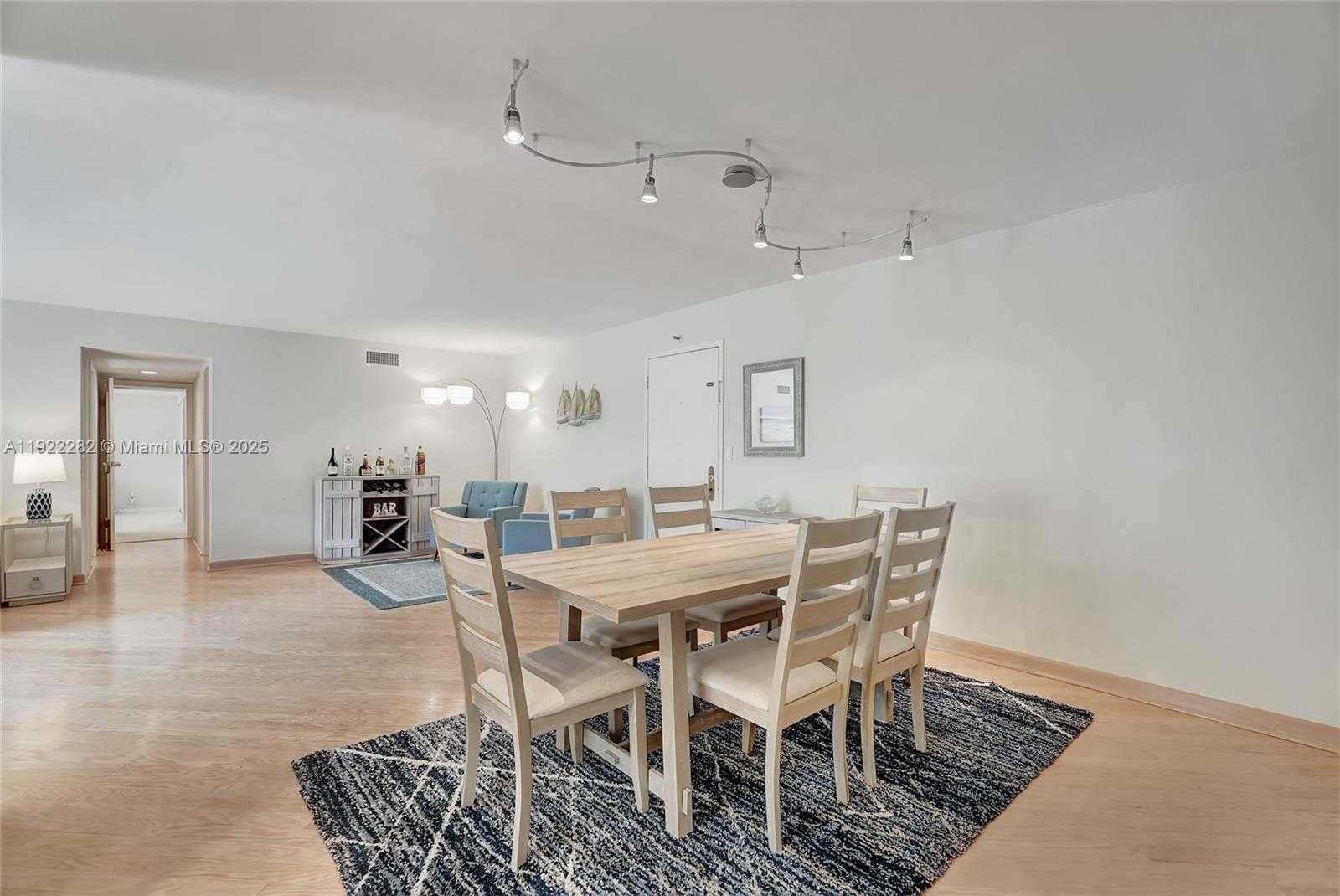 Small Image of 3200 SOUTH OCEAN BLVD #D203, Palm Beach Number 29