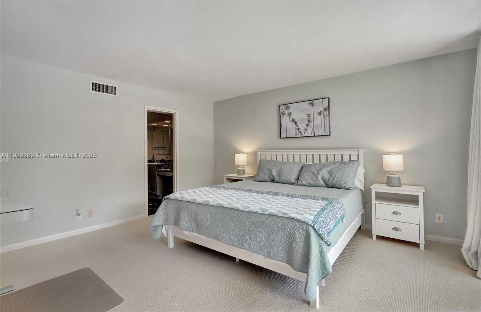 Small Image of 3200 SOUTH OCEAN BLVD #D203, Palm Beach Number 32