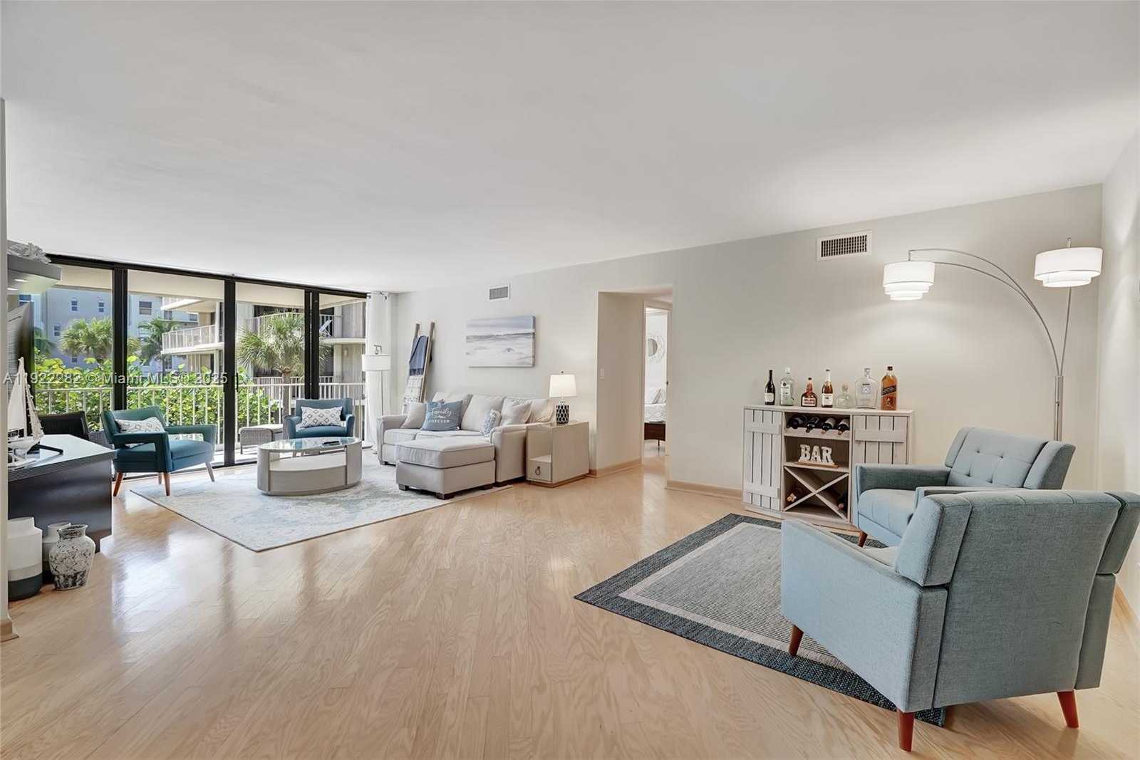 Small Image of 3200 SOUTH OCEAN BLVD #D203, Palm Beach Number 5