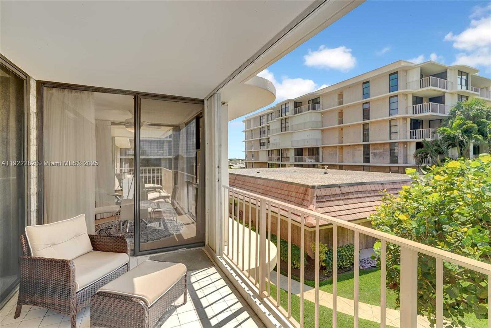 Small Image of 3200 SOUTH OCEAN BLVD #D203, Palm Beach Number 7