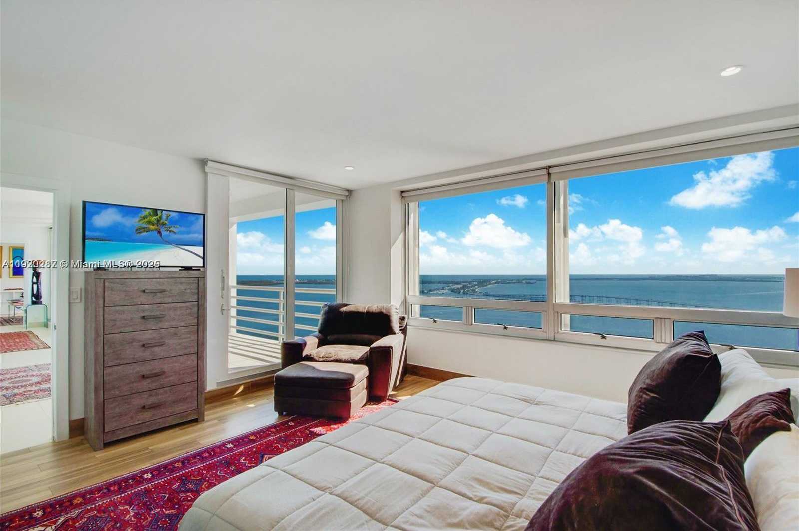 Small Image of 1541 BRICKELL AVE #A-3902, Miami Number 18