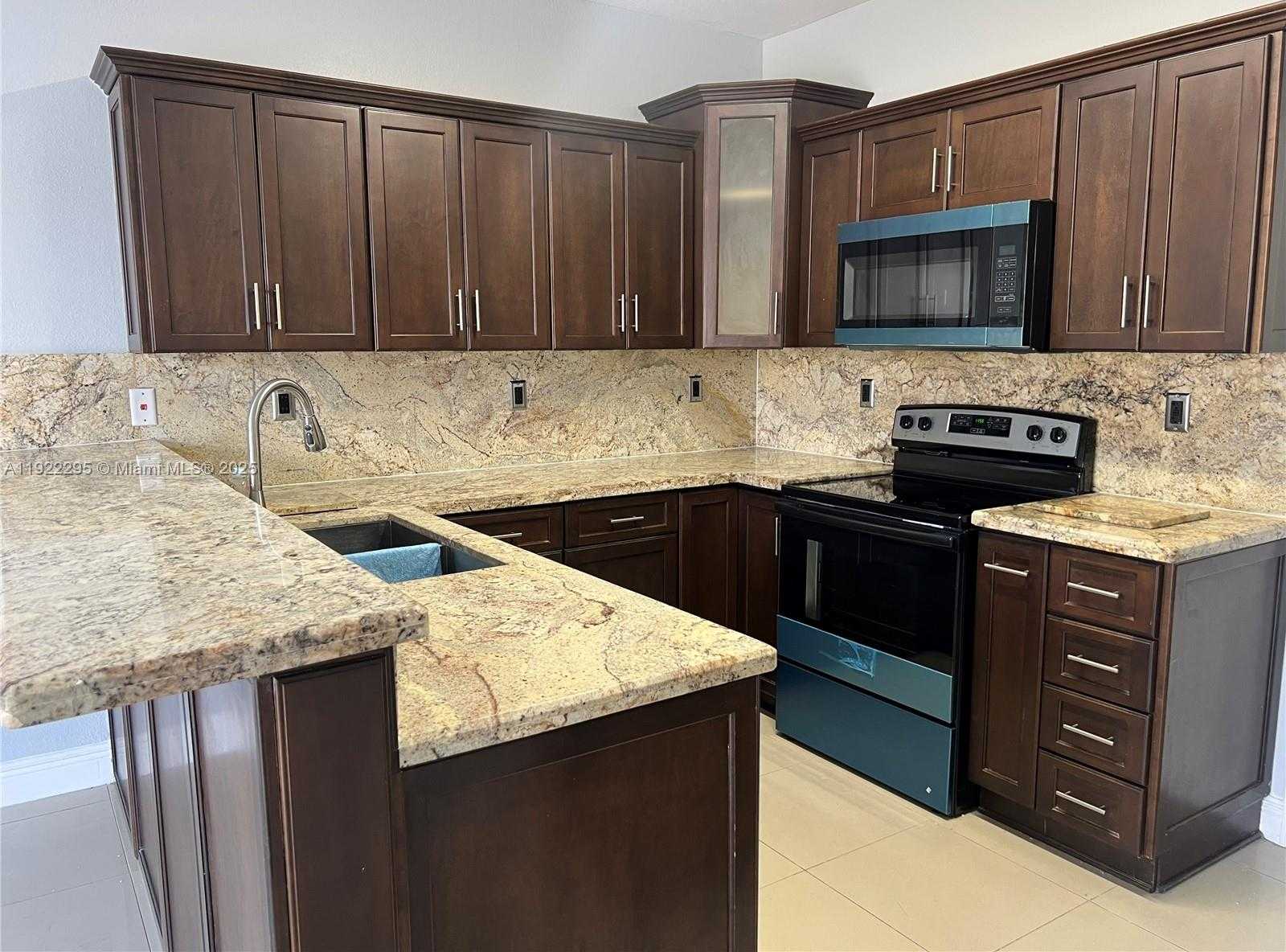 Small Image of 27510 SOUTH WEST 138TH PATH, Homestead Number 9