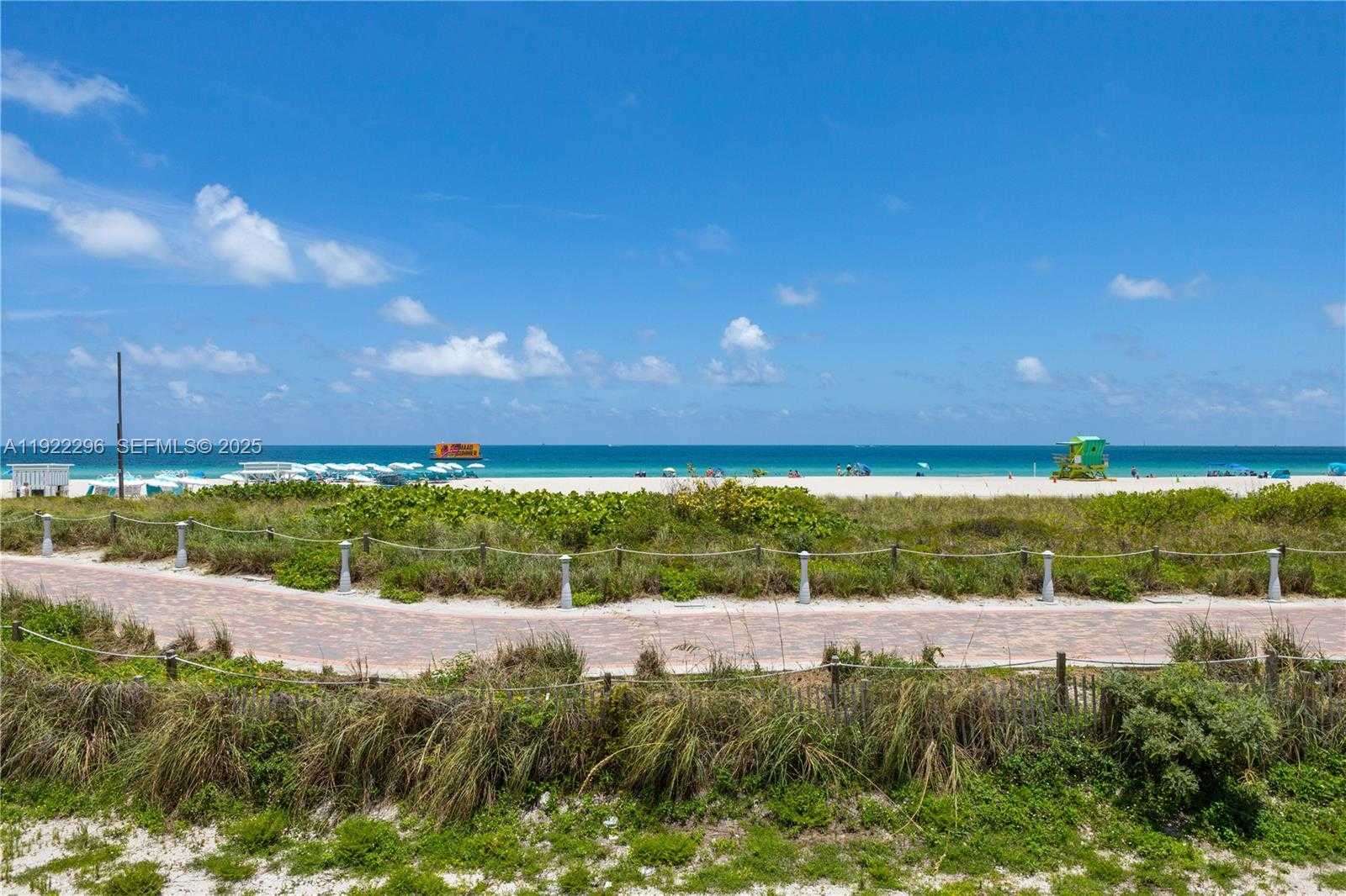 Small Image of 401 OCEAN DR #417, Miami Beach Number 25