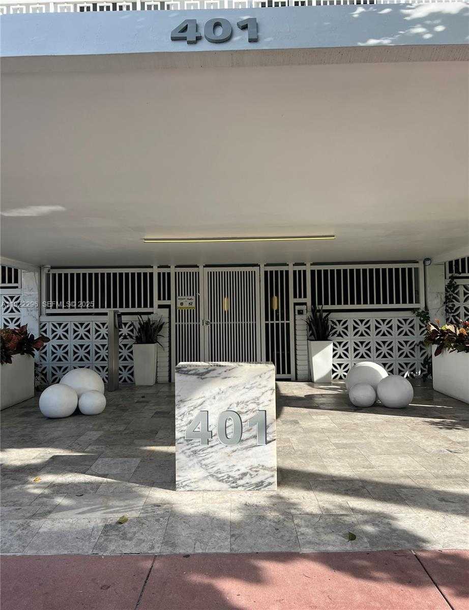 Small Image of 401 OCEAN DR #417, Miami Beach Number 26