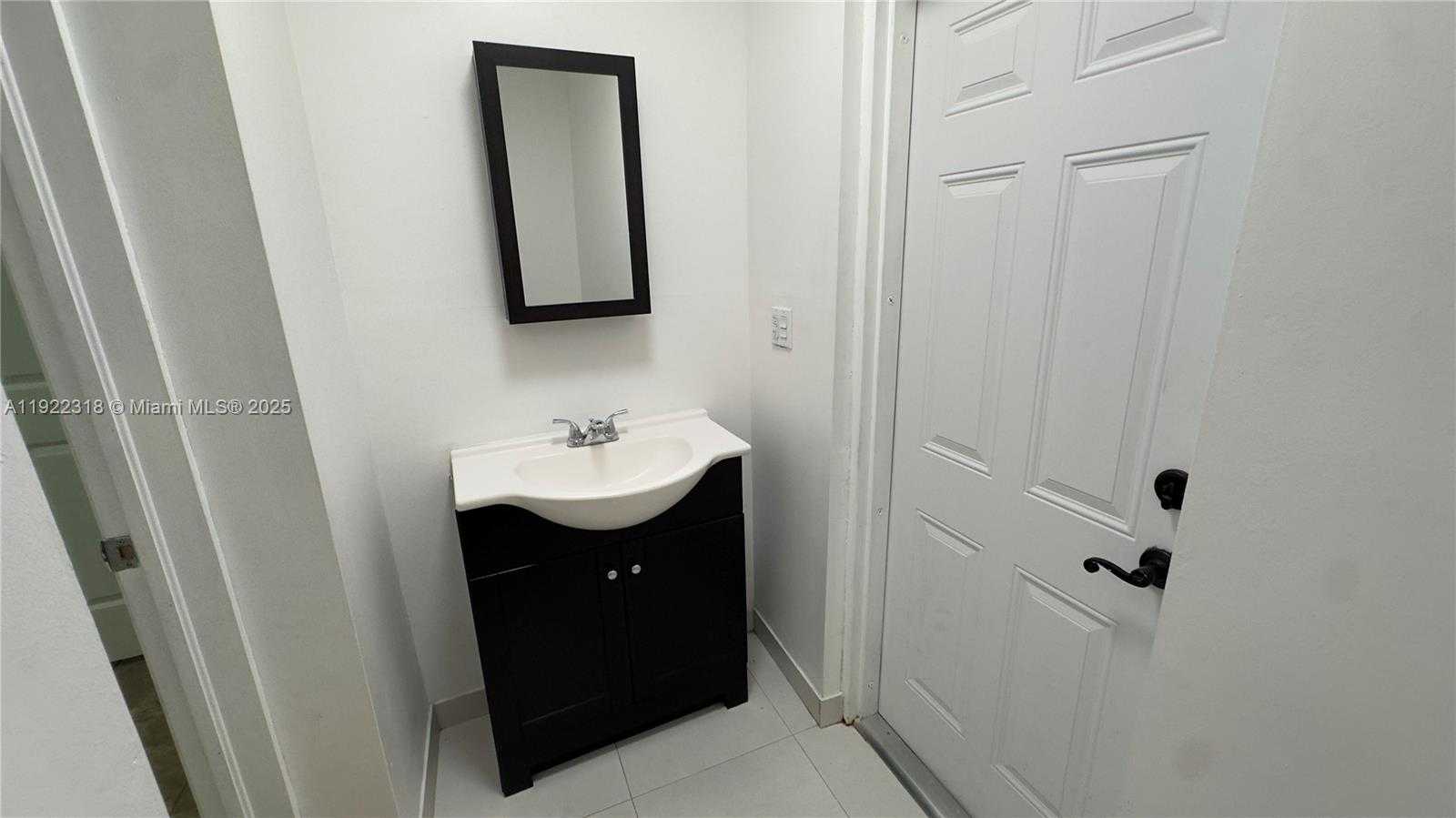 Small Image of 5125 SOUTH WEST 102ND AVE, Miami Number 12