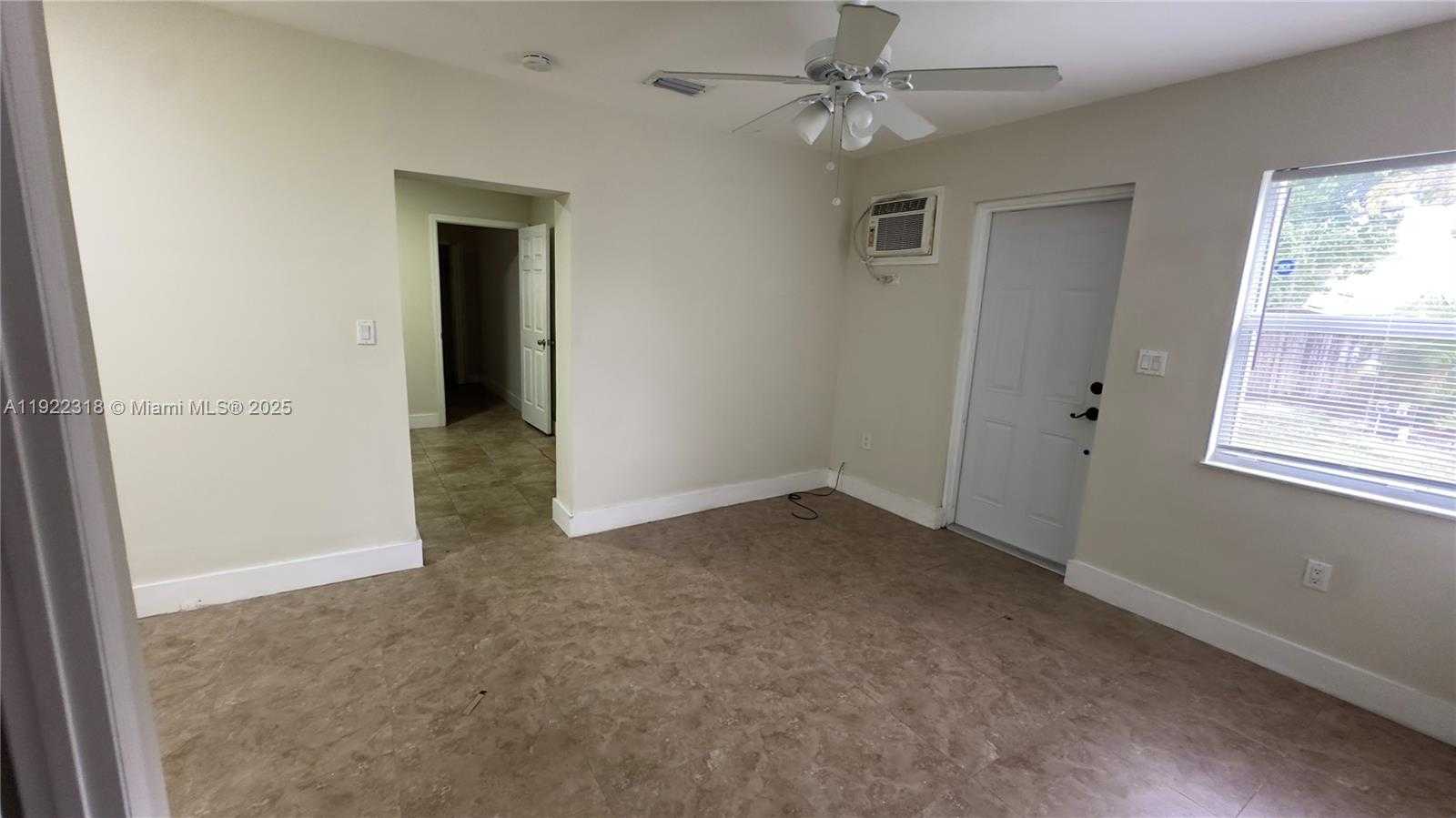 Small Image of 5125 SOUTH WEST 102ND AVE, Miami Number 14