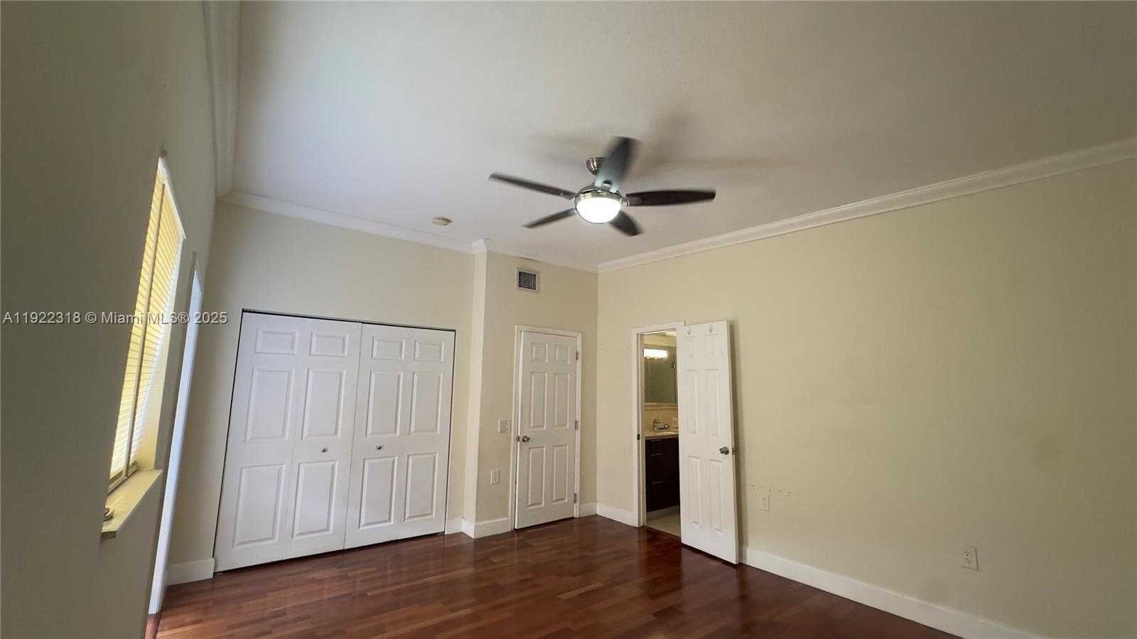 Small Image of 5125 SOUTH WEST 102ND AVE, Miami Number 19