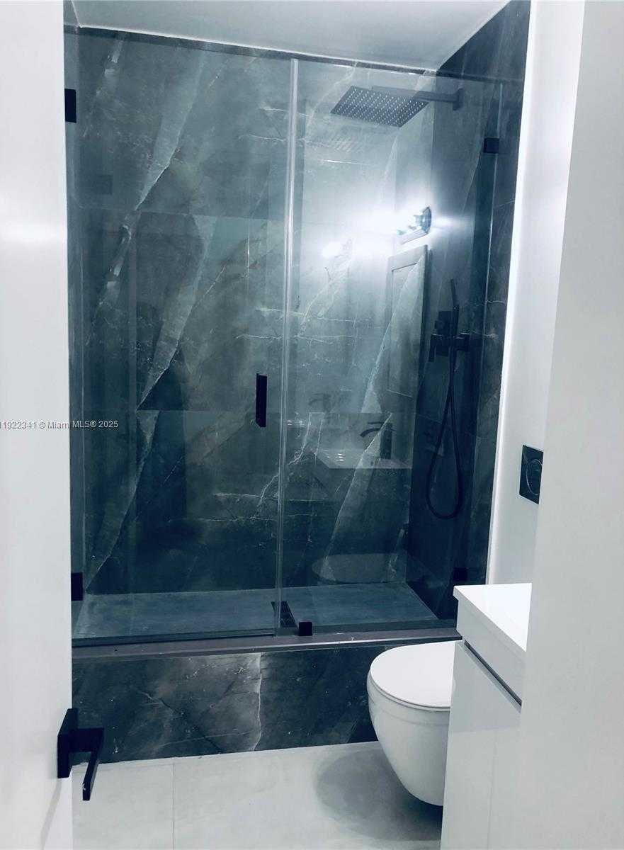 Small Image of 10185 COLLINS AVE #1022, Bal Harbour Number 5