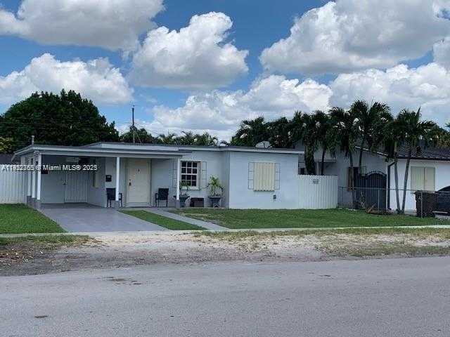 Small Image of 71 EAST 43RD ST, Hialeah Number 2