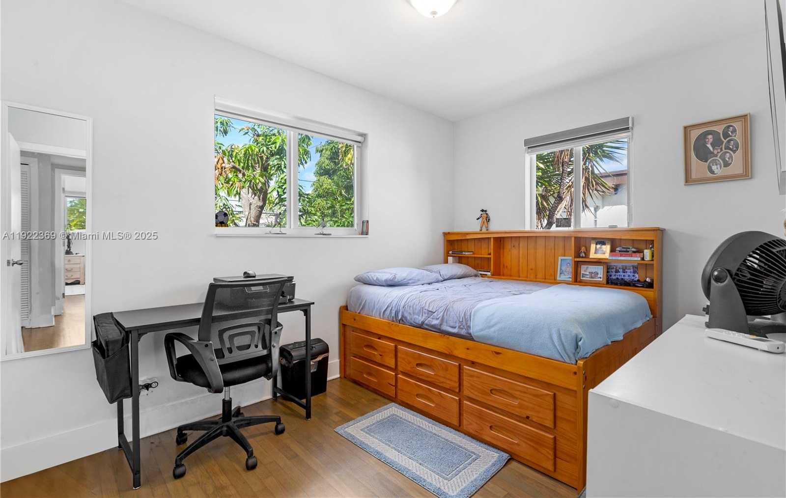 Small Image of 7915 SOUTH WEST 23RD ST, Miami Number 10