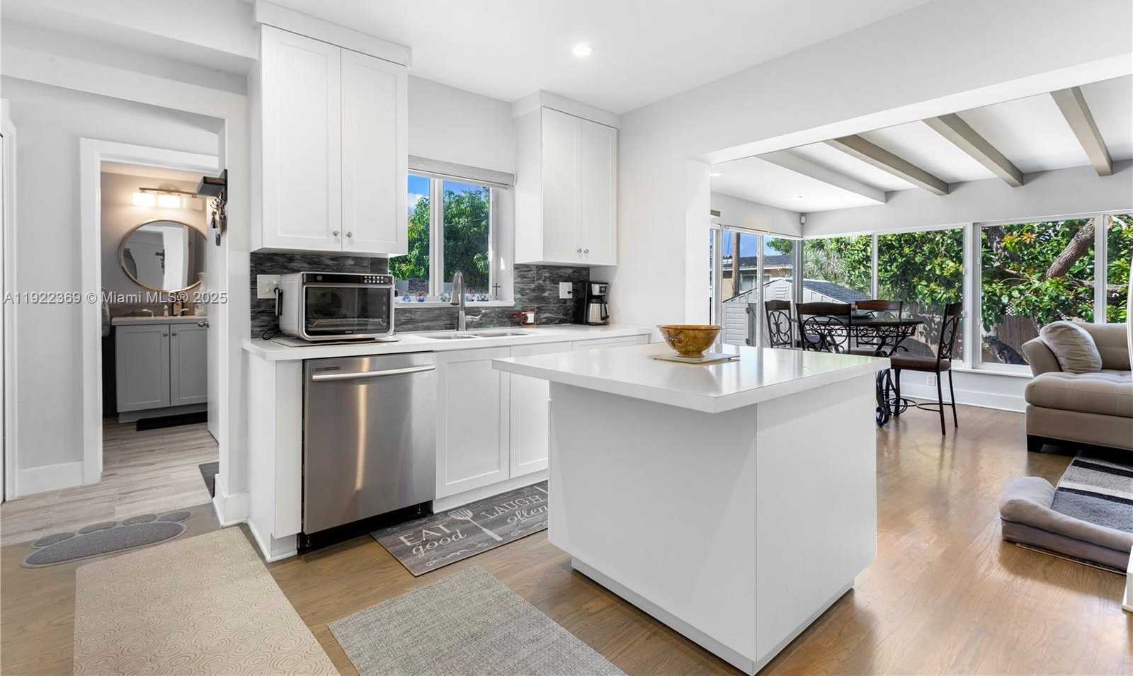 Small Image of 7915 SOUTH WEST 23RD ST, Miami Number 3