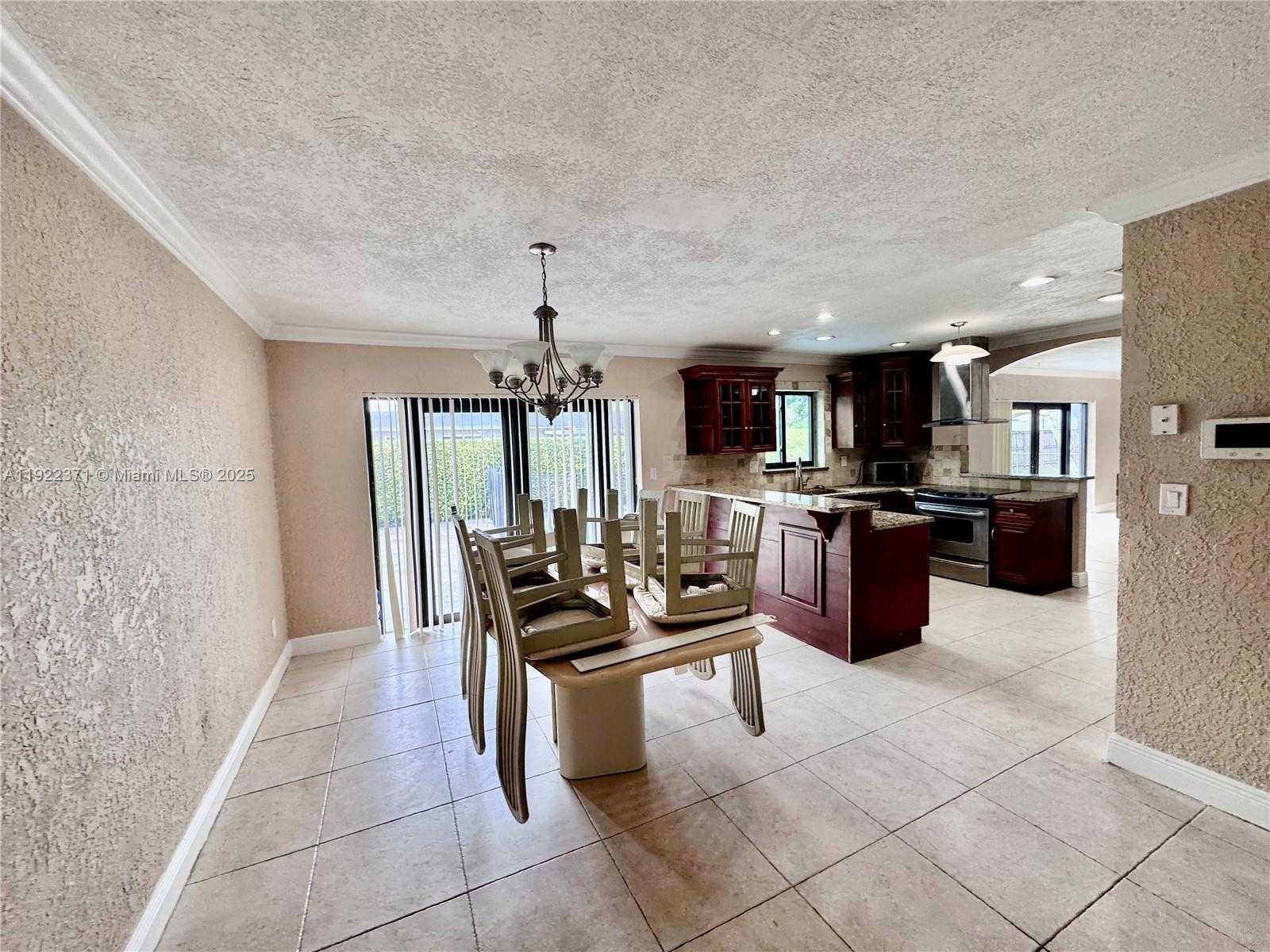 Small Image of 19720 SOUTH WEST 118TH PL, Miami Number 18