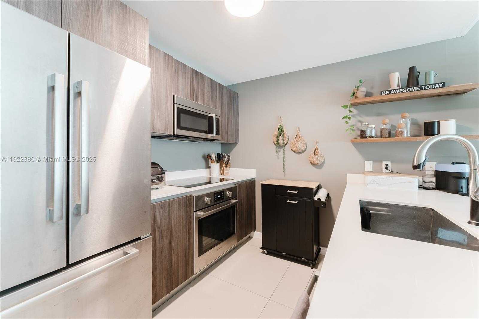 Small Image of 488 NORTH EAST 18TH ST #2906, Miami Number 1