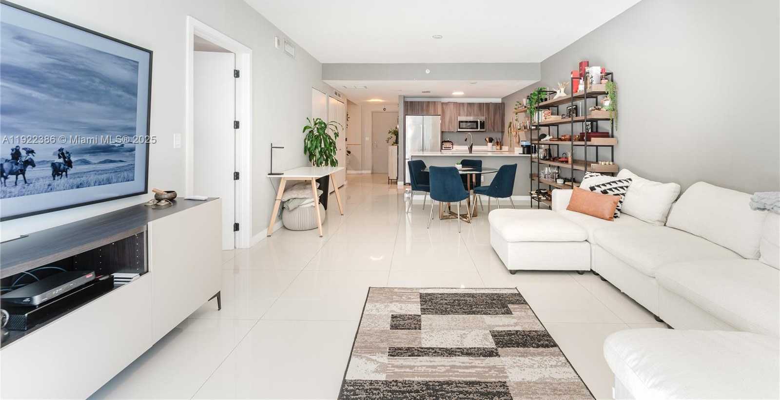 Small Image of 488 NORTH EAST 18TH ST #2906, Miami Number 8