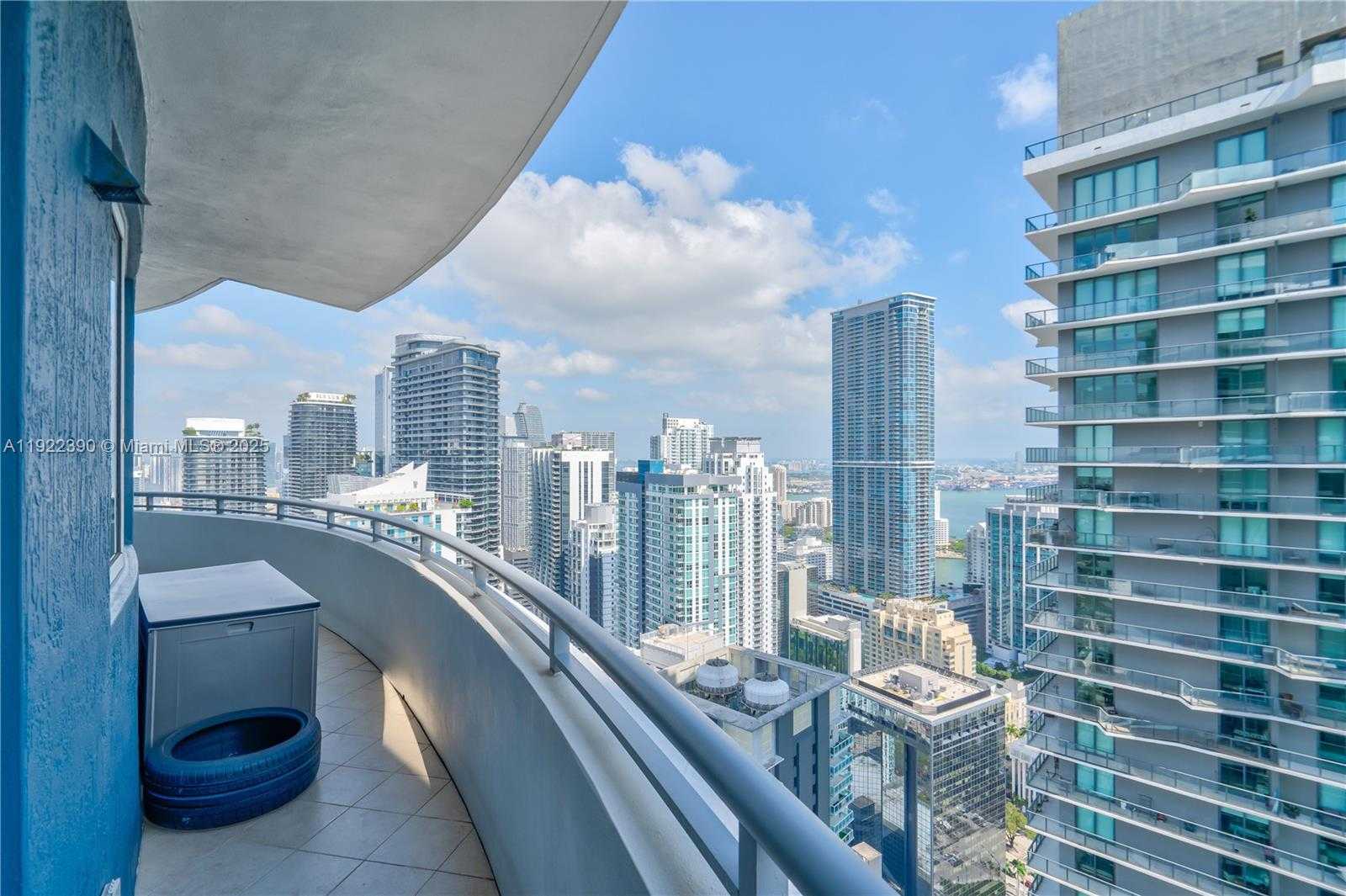 Small Image of 60 SOUTH WEST 13TH ST #4616, Miami Number 13