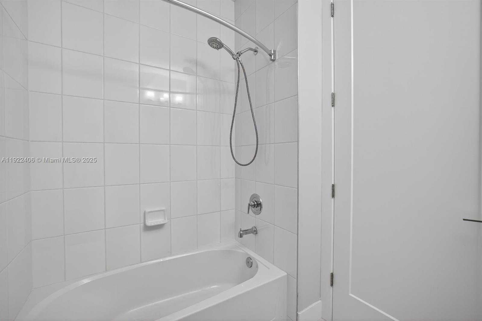 Small Image of 1402 SOUTH WEST 4TH AVE, Fort Lauderdale Number 25