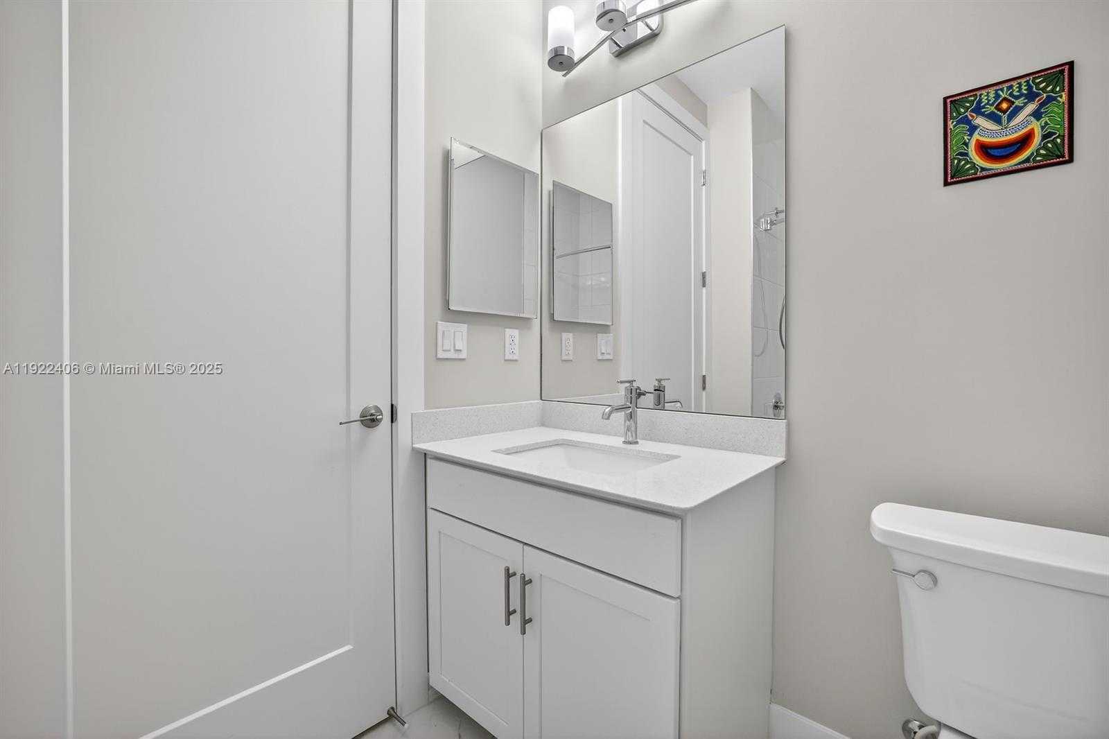 Small Image of 1402 SOUTH WEST 4TH AVE, Fort Lauderdale Number 26