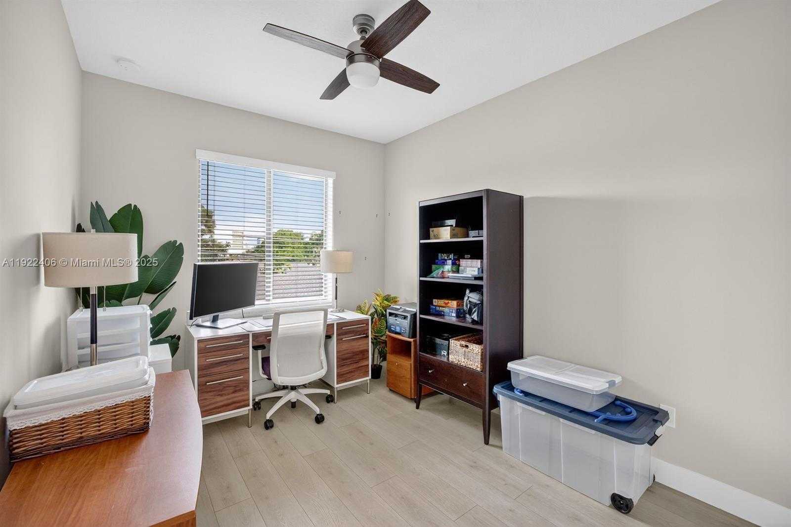 Small Image of 1402 SOUTH WEST 4TH AVE, Fort Lauderdale Number 29