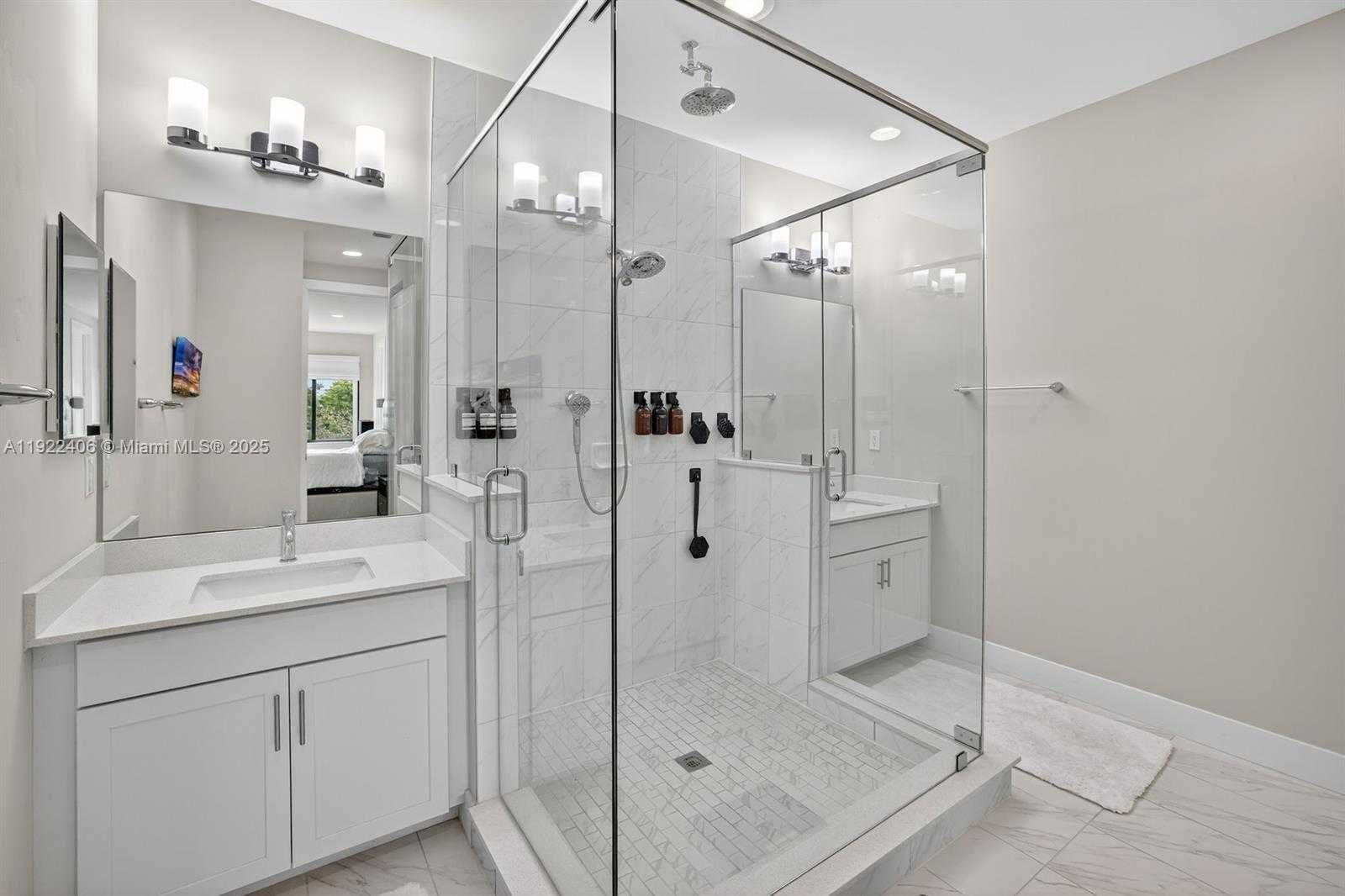 Small Image of 1402 SOUTH WEST 4TH AVE, Fort Lauderdale Number 32