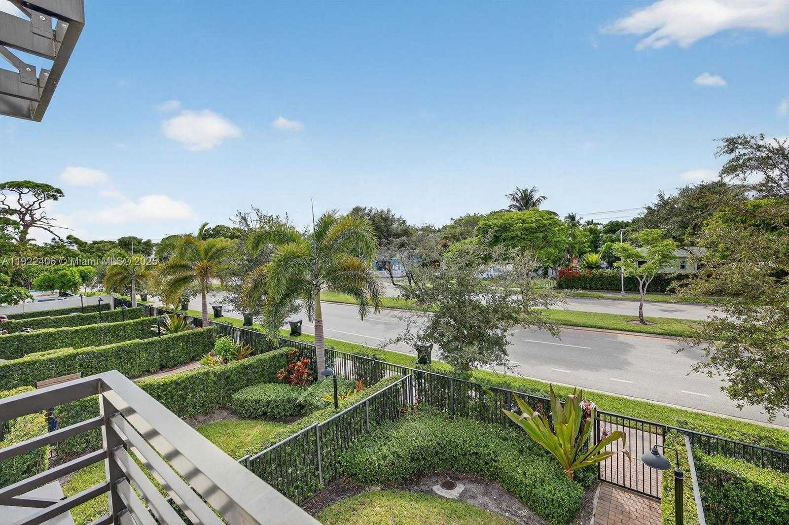 Small Image of 1402 SOUTH WEST 4TH AVE, Fort Lauderdale Number 38