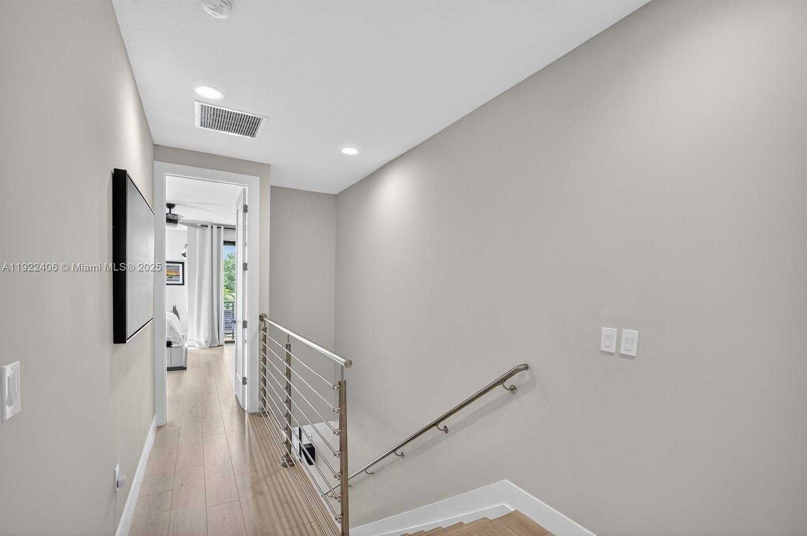 Small Image of 1402 SOUTH WEST 4TH AVE, Fort Lauderdale Number 47