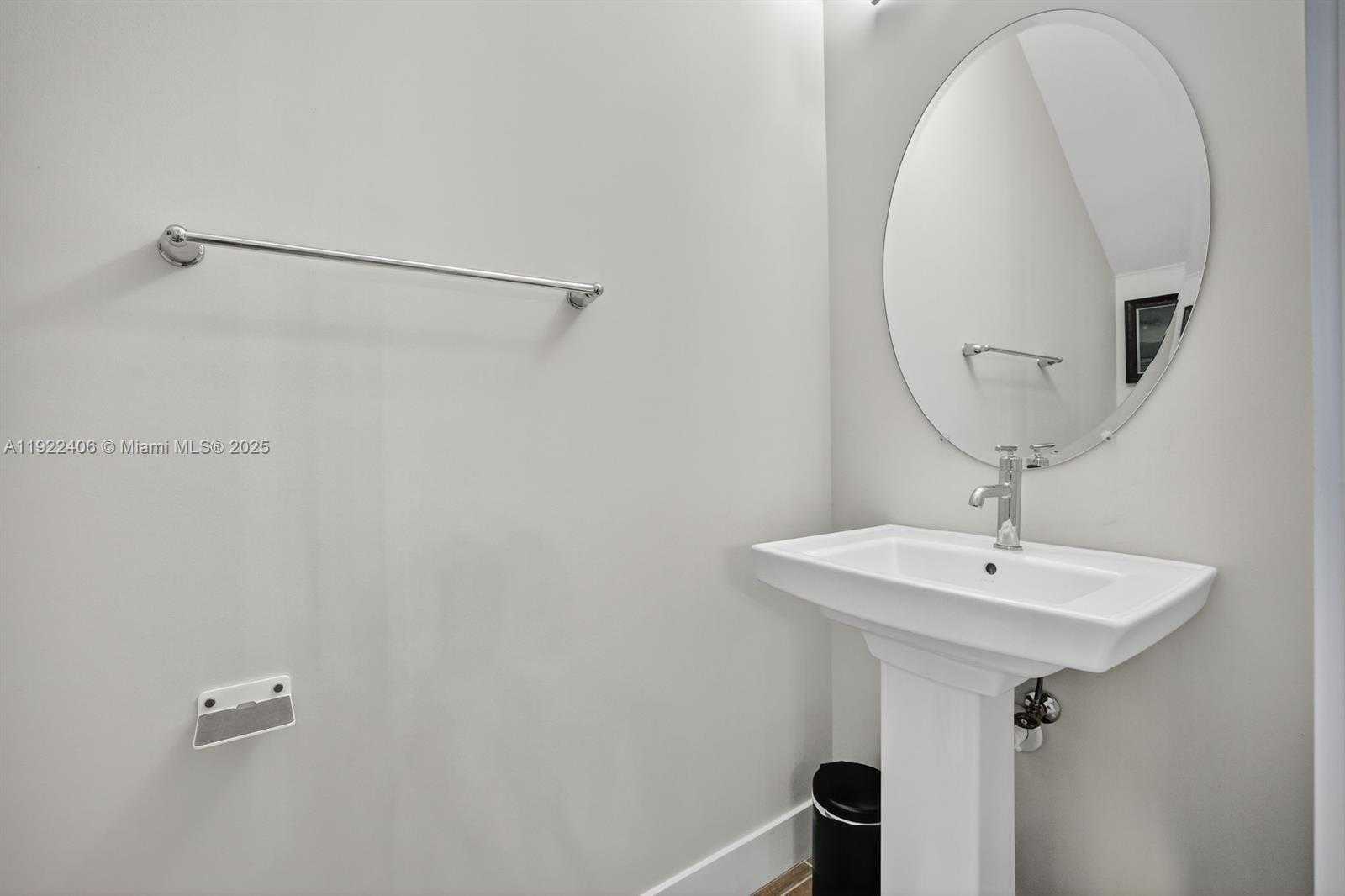 Small Image of 1402 SOUTH WEST 4TH AVE, Fort Lauderdale Number 51