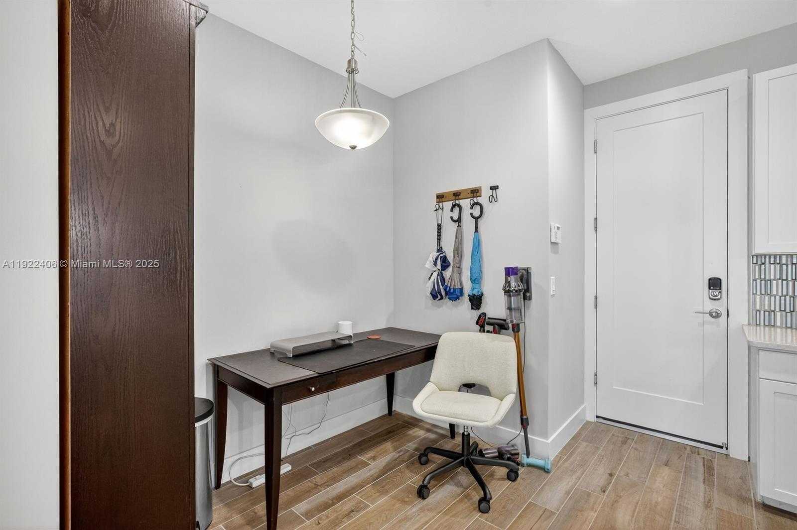 Small Image of 1402 SOUTH WEST 4TH AVE, Fort Lauderdale Number 53