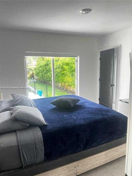 Small Image of 15 NORTH WEST 52ND ST, Miami Number 11